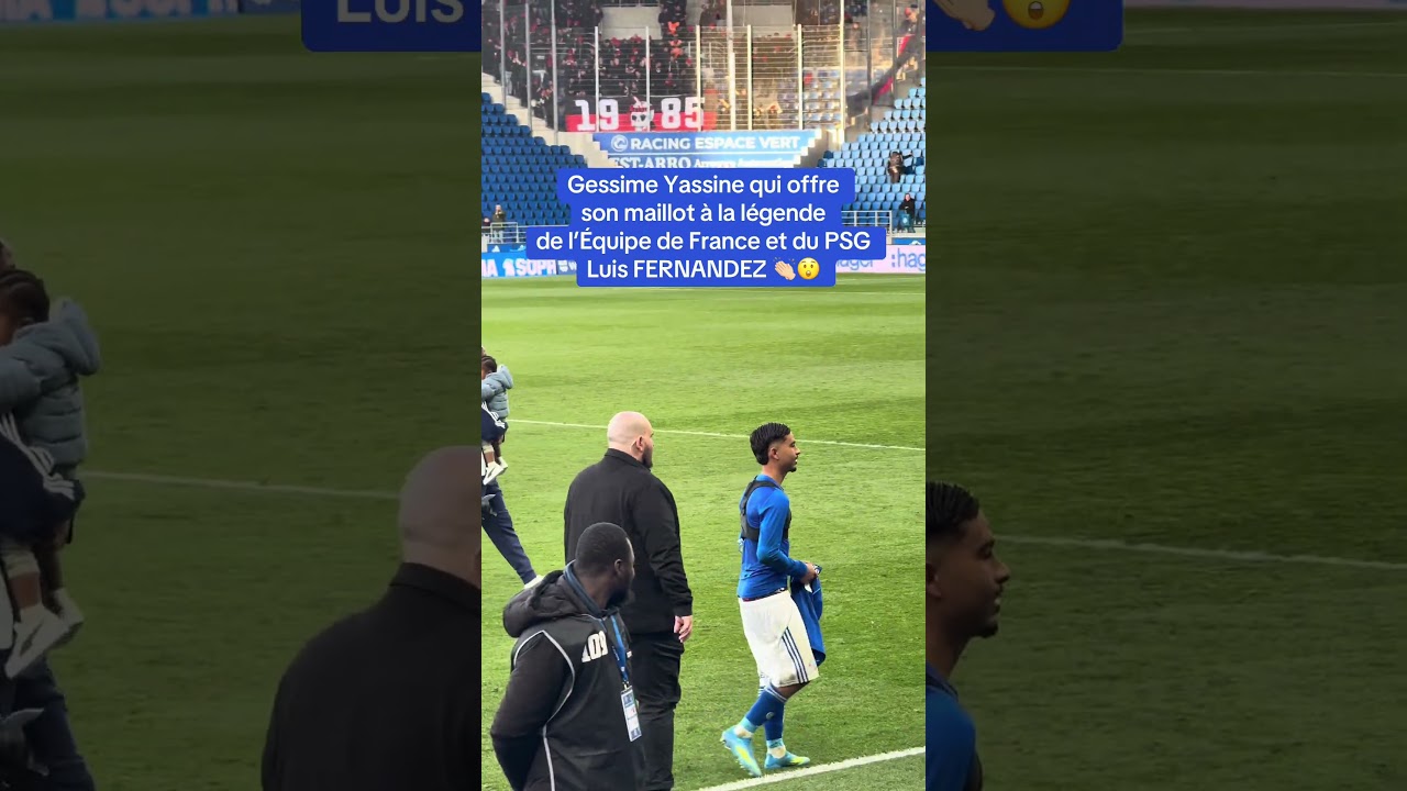 Très beau moment de partage entre la pépite marocaine et la légende du football français 🫣🥰