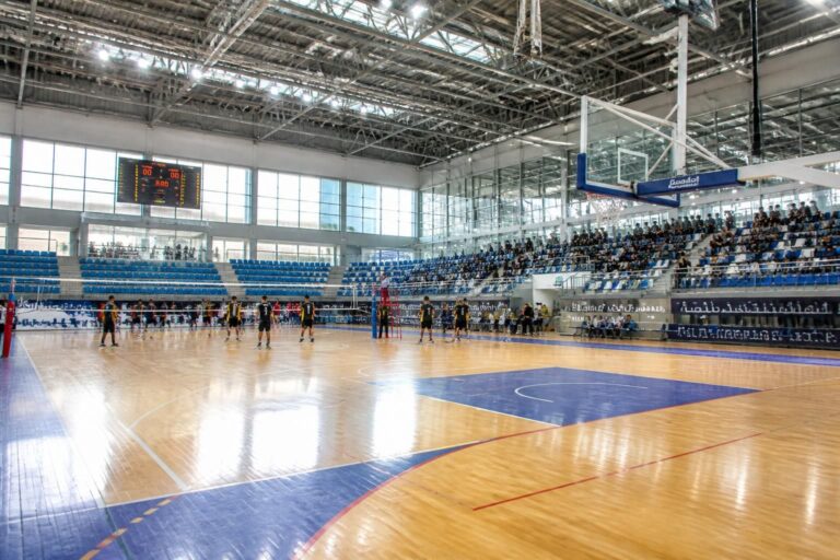 Visite guidée de la nouvelle salle omnisports de Tanger : découvrez ses installations modernes