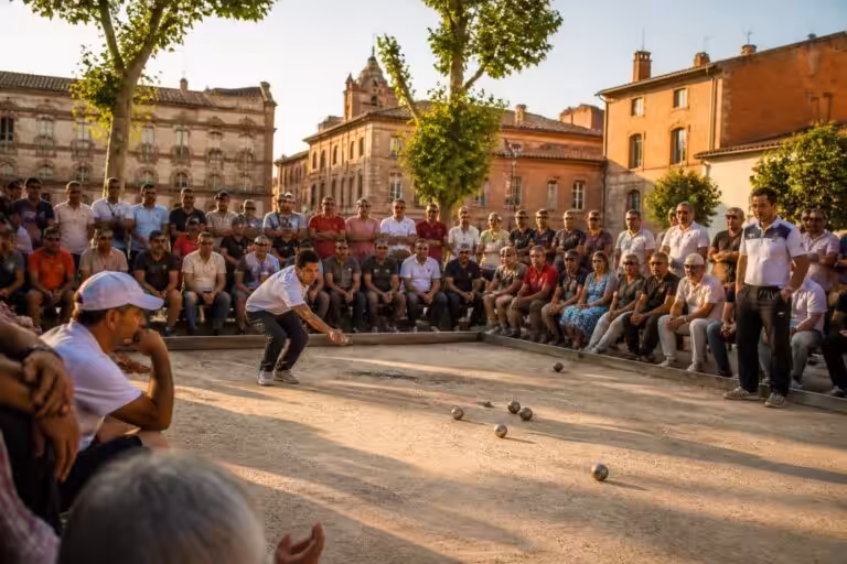 Dans un mois, la capitale du sport-boules au nord de Toulouse accueille l&rsquo;élite mondiale