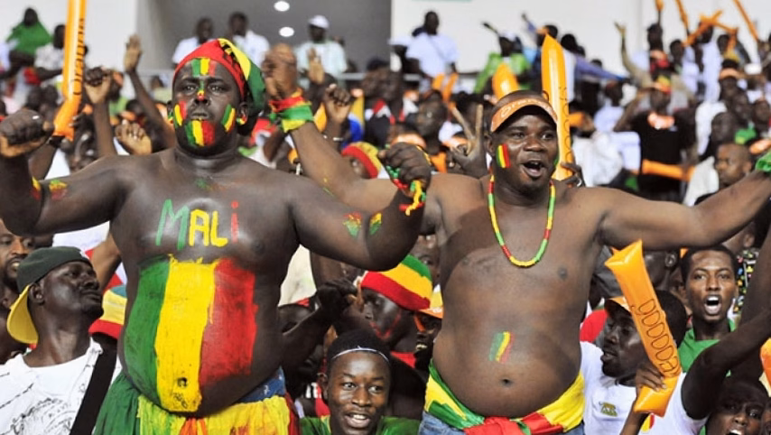 Cameroun : la victoire des Indomptables à la CAN ranime le vif débat entre Eto’o et le ministre des Sports