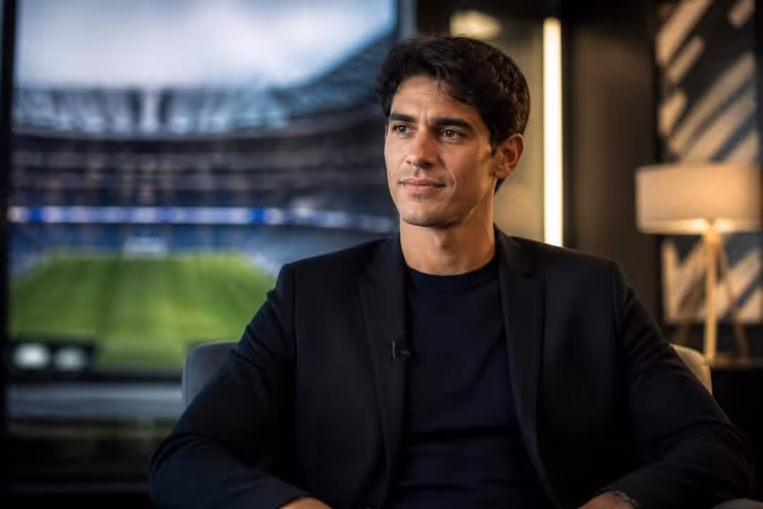 découvrez pourquoi le transfert de yassine bounou au real madrid n'a finalement pas abouti, avec les explications exclusives du gardien marocain.